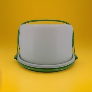 Tupperware Cake Carrier Vintage (Green and White) Very Good condition